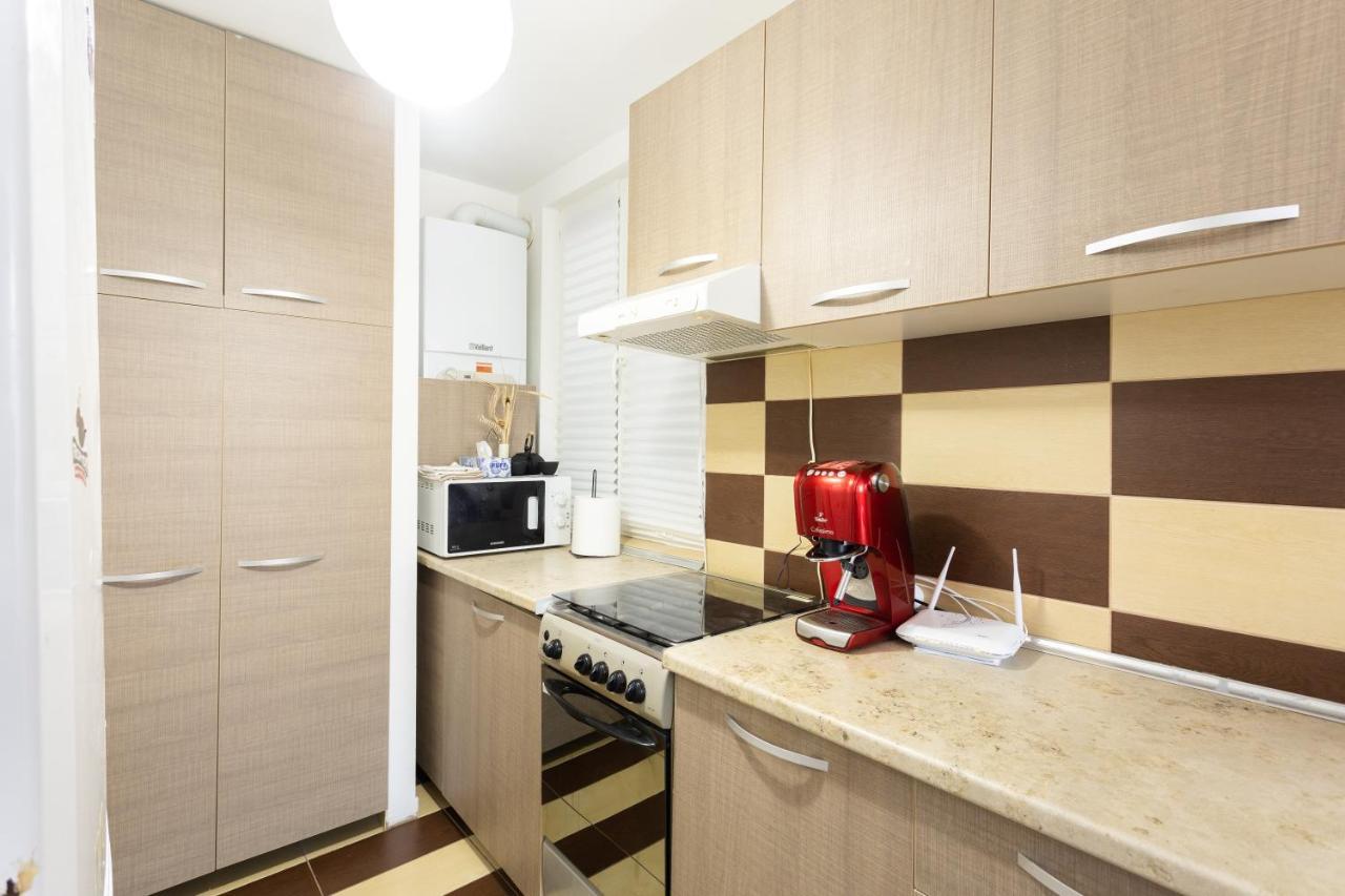 Central Apartment Târgu-Mureş Buitenkant foto