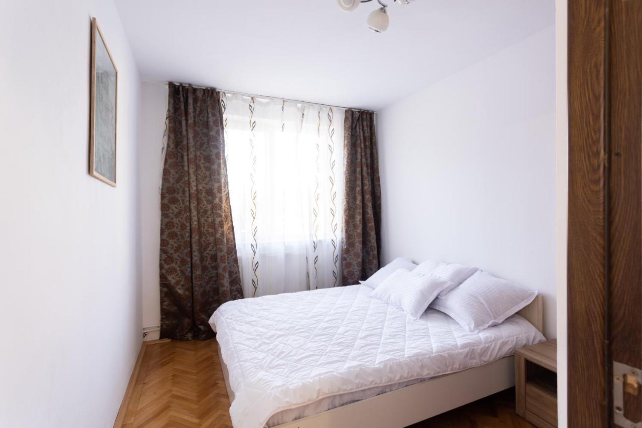 Central Apartment Târgu-Mureş Buitenkant foto